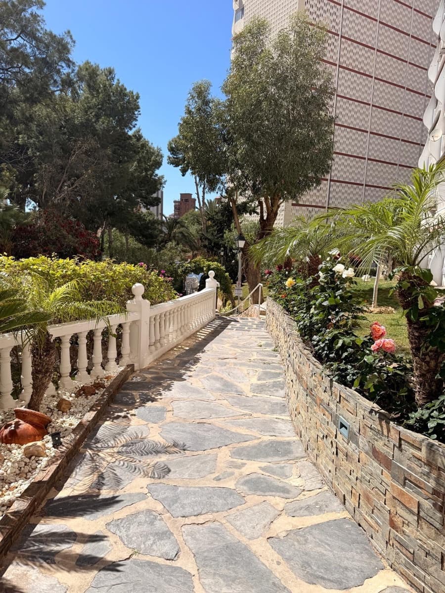 1 makuuhuone Asunto myytävänä paikassa Benidorm mukana uima-altaan 
autotalli - 279 000 € (Ref: 9791014)