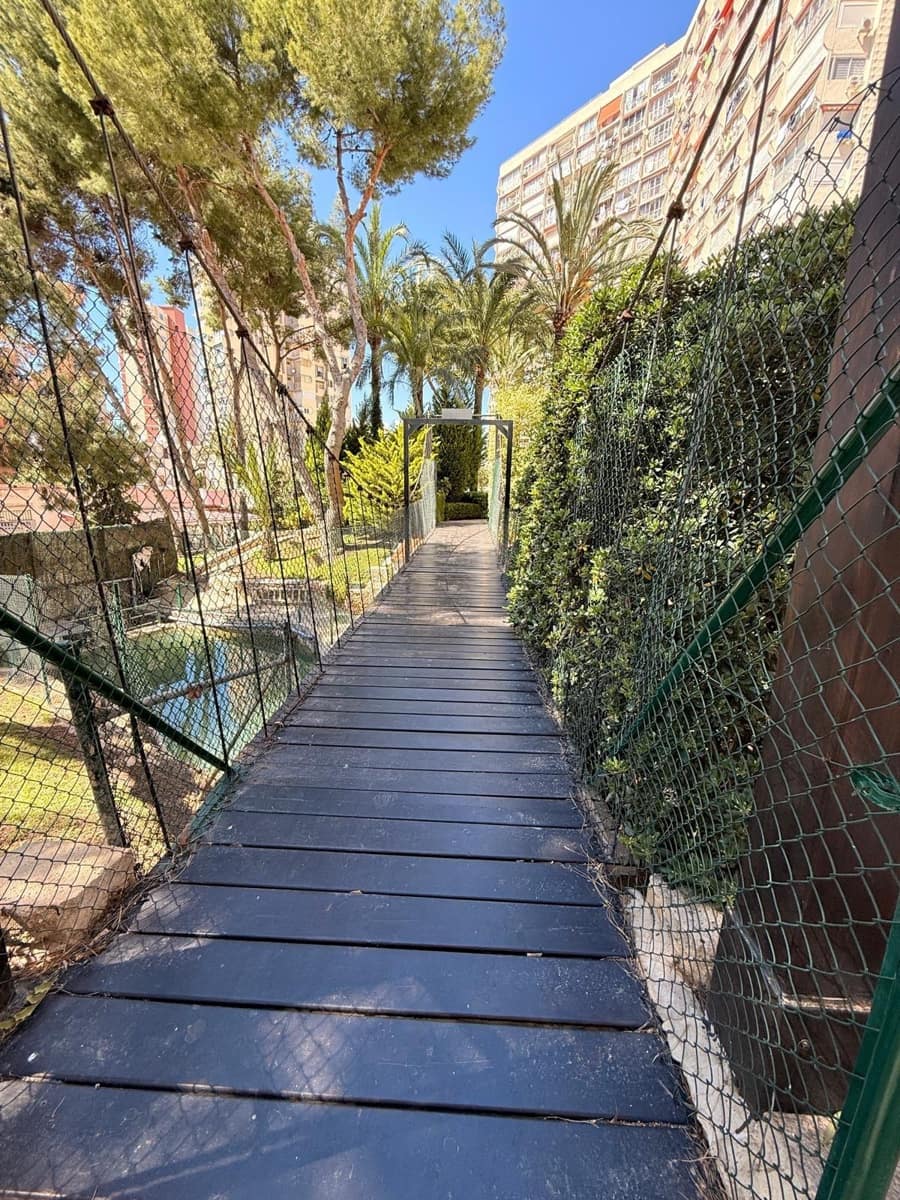 1 makuuhuone Asunto myytävänä paikassa Benidorm mukana uima-altaan 
autotalli - 279 000 € (Ref: 9791014)