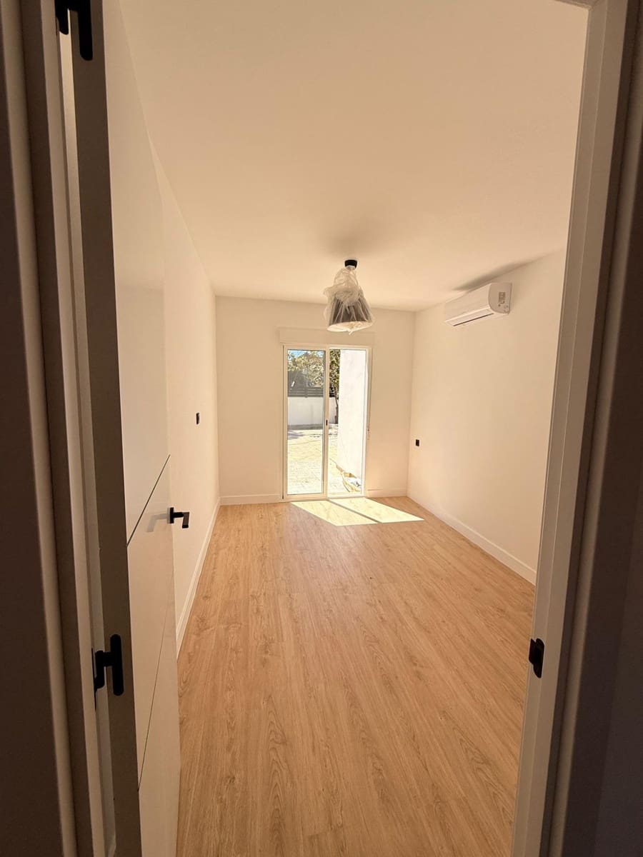 4 soveværelse Semi-Rækkehus til salg i La Nucia med swimmingpool garage - € 393.000 (Ref: 9791015)