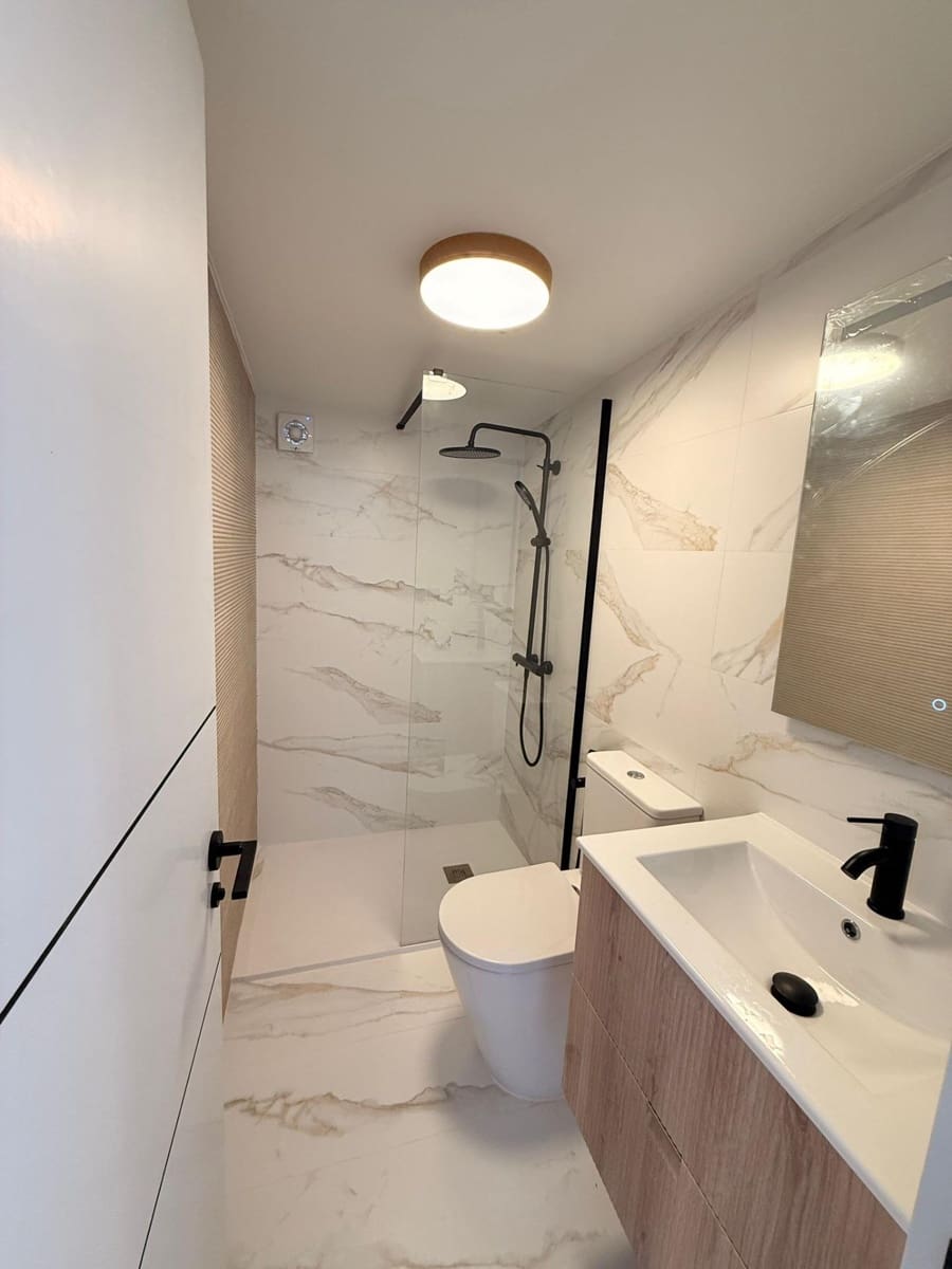 4 soveværelse Semi-Rækkehus til salg i La Nucia med swimmingpool garage - € 393.000 (Ref: 9791015)