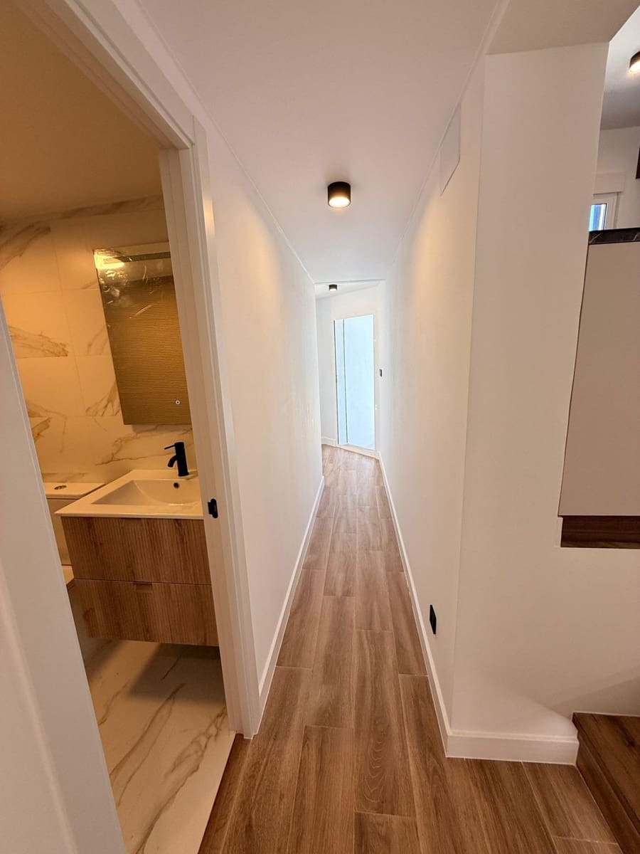 4 soveværelse Semi-Rækkehus til salg i La Nucia med swimmingpool garage - € 393.000 (Ref: 9791015)