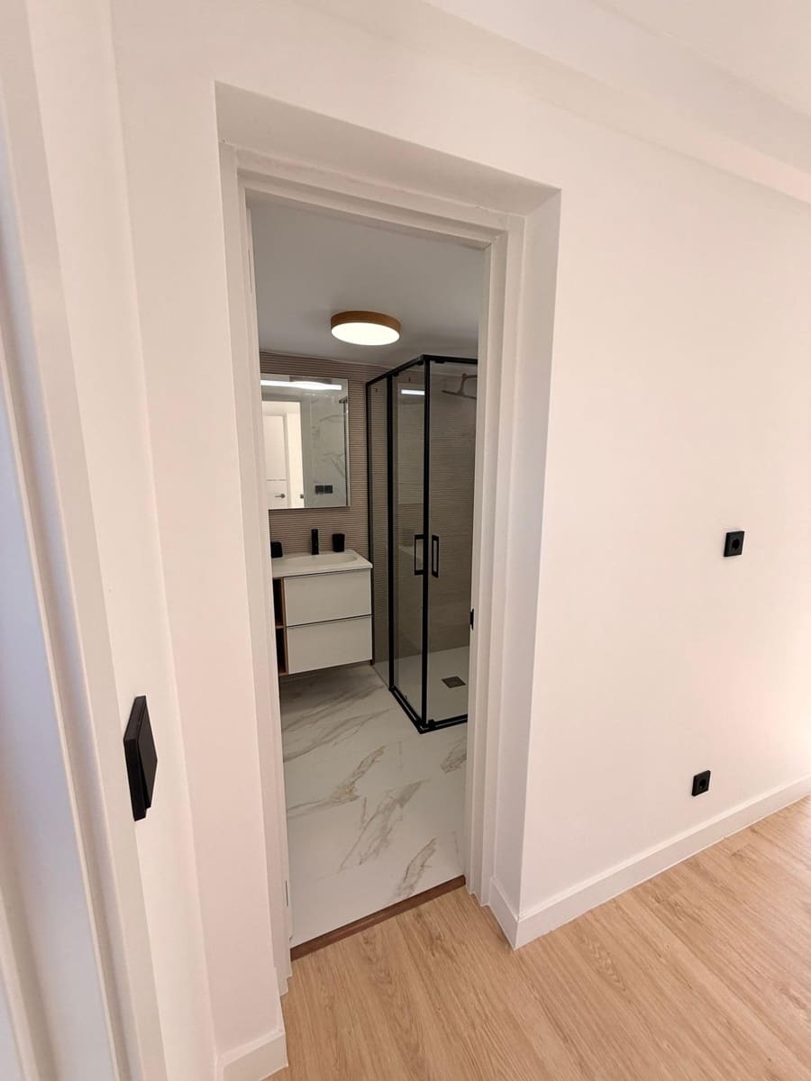 4 soveværelse Semi-Rækkehus til salg i La Nucia med swimmingpool garage - € 393.000 (Ref: 9791015)