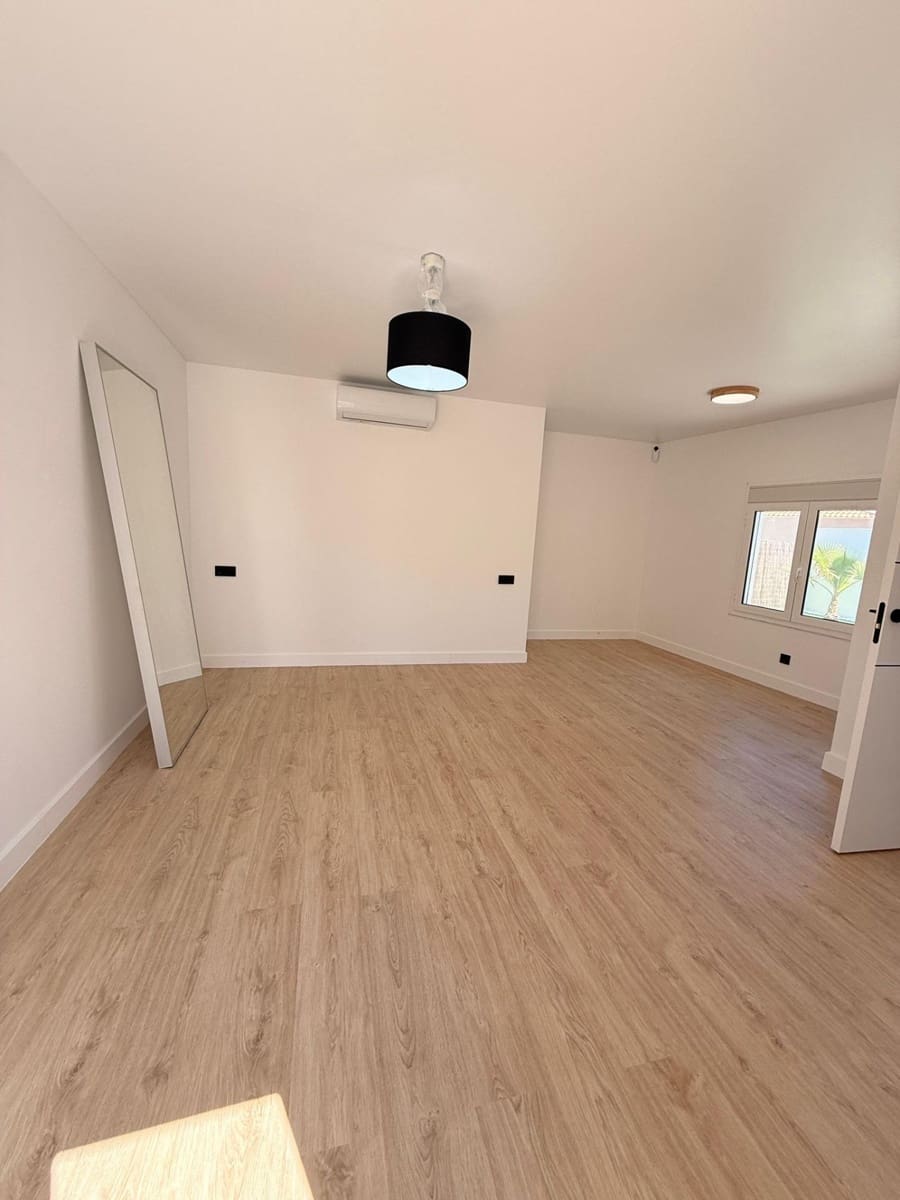 4 soveværelse Semi-Rækkehus til salg i La Nucia med swimmingpool garage - € 393.000 (Ref: 9791015)