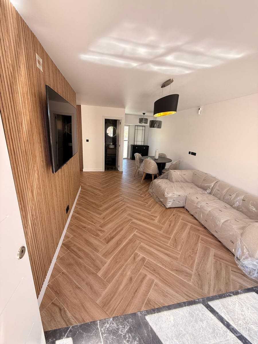 4 soveværelse Semi-Rækkehus til salg i La Nucia med swimmingpool garage - € 393.000 (Ref: 9791015)