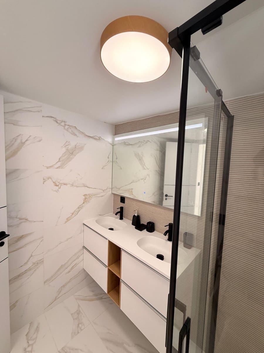 4 soveværelse Semi-Rækkehus til salg i La Nucia med swimmingpool garage - € 393.000 (Ref: 9791015)