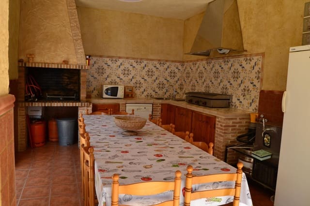 10 slaapkamer Villa te koop in Centro, Elche / Elx met zwembad garage - € 1.959.000 (Ref: 9811559)