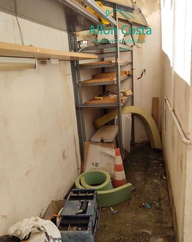 Kaupallinen myytävänä paikassa La Villajoyosa / Vila Joiosa - 120 000 € (Ref: 10046926)