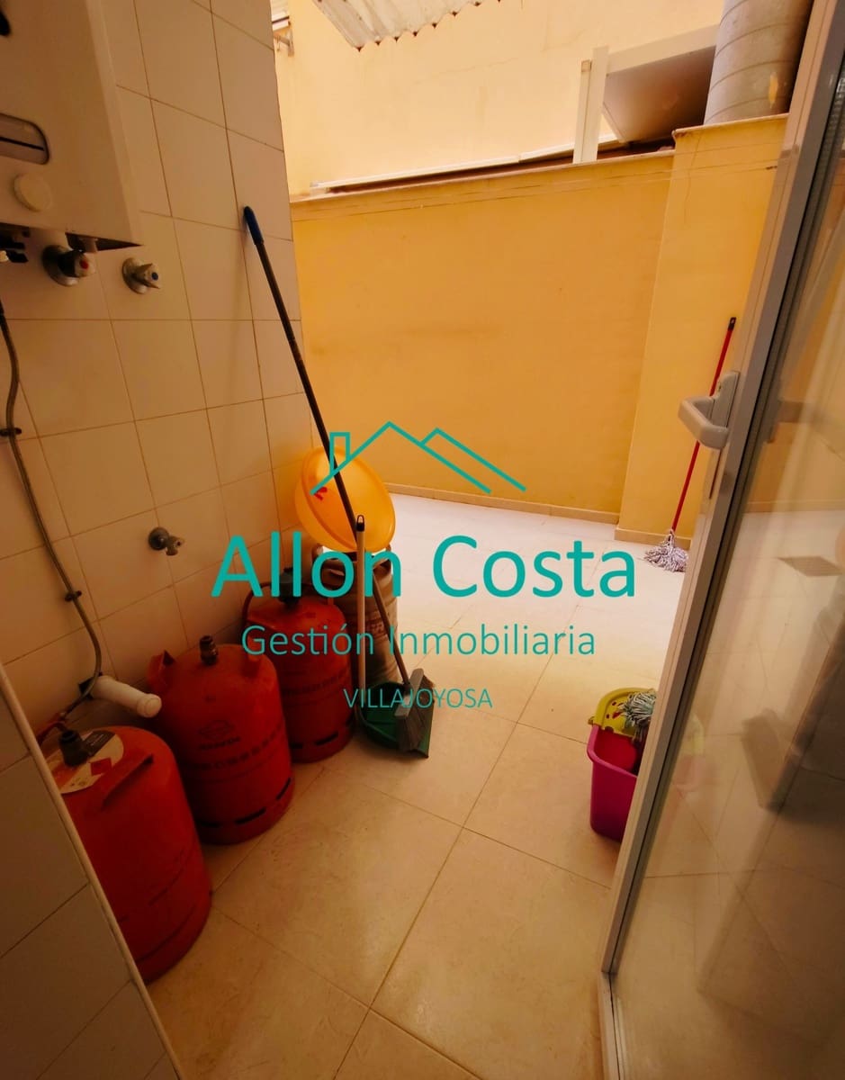 3 bedroom Flat for rent in La Villajoyosa / Vila Joiosa - € 900 (Ref: 10048820)