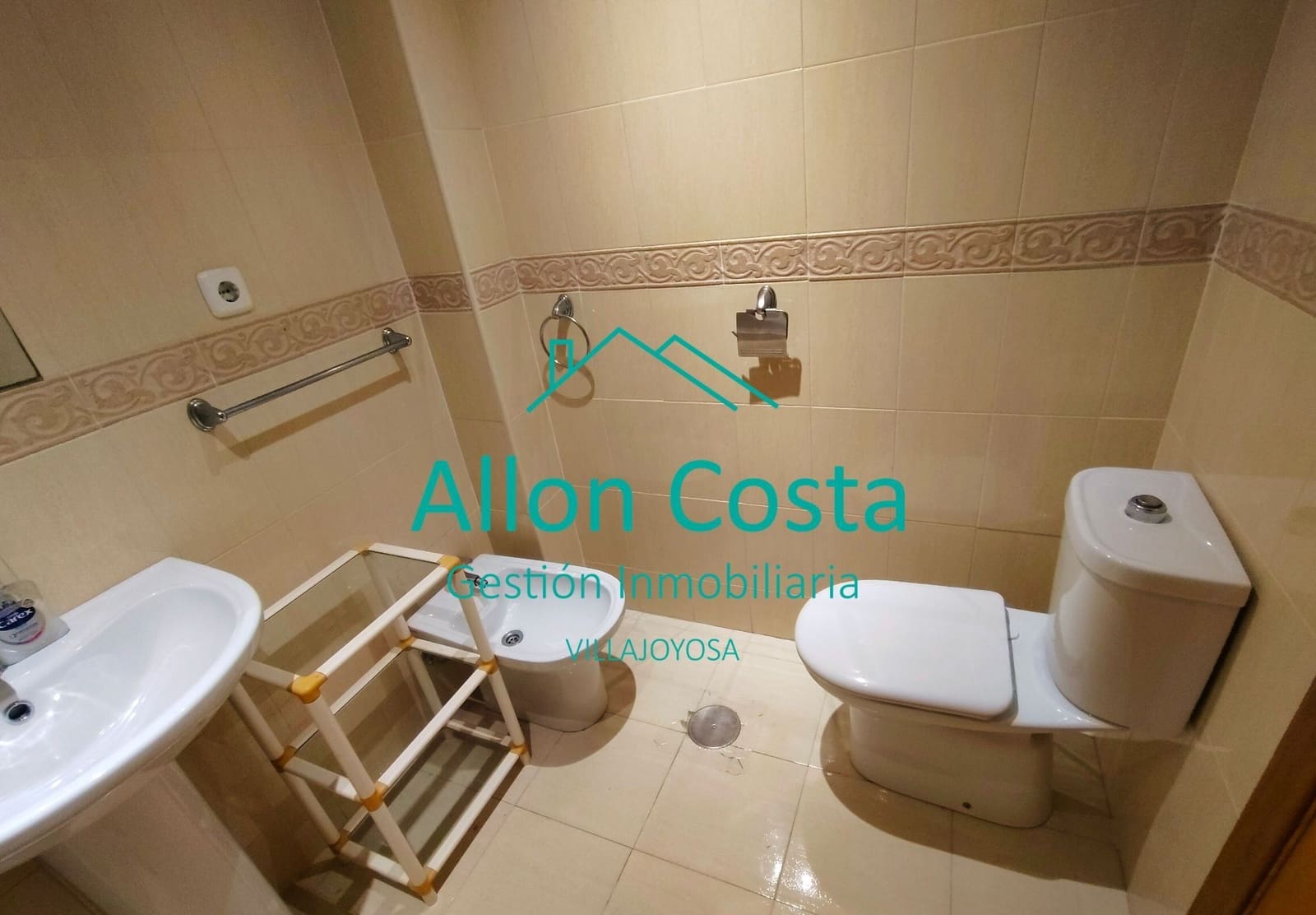 3 bedroom Flat for rent in La Villajoyosa / Vila Joiosa - € 900 (Ref: 10048820)