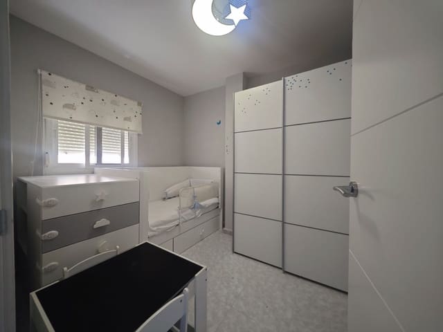 2 bedroom Flat for sale in La Villajoyosa / Vila Joiosa - € 160,000 (Ref: 10080500)