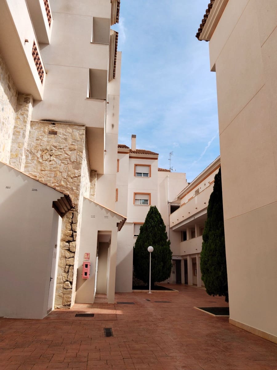2 sovrum Bungalow till salu i La Nucia med pool - 240 000 € (Ref: 10114651)