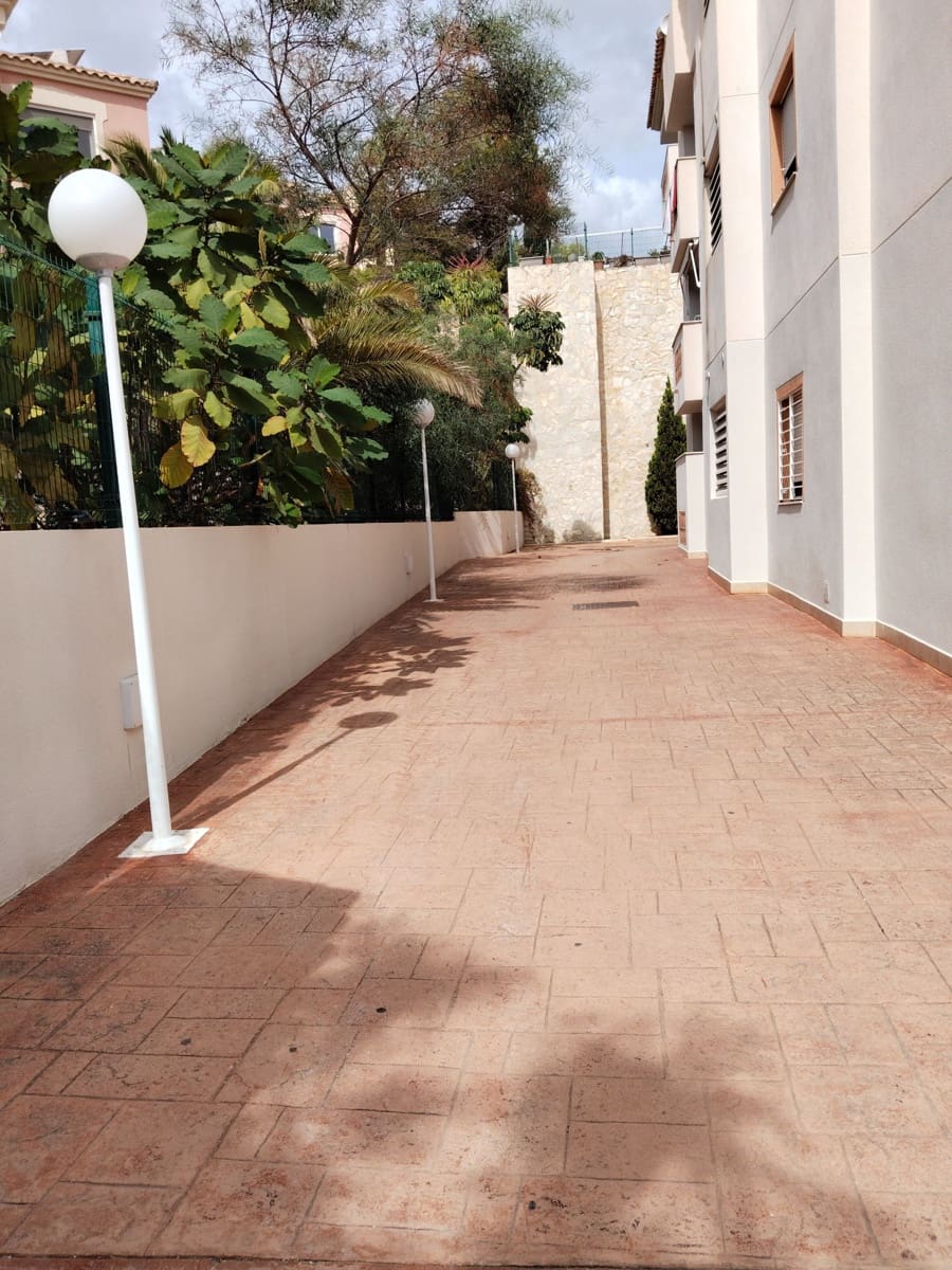 2 sovrum Bungalow till salu i La Nucia med pool - 240 000 € (Ref: 10114651)