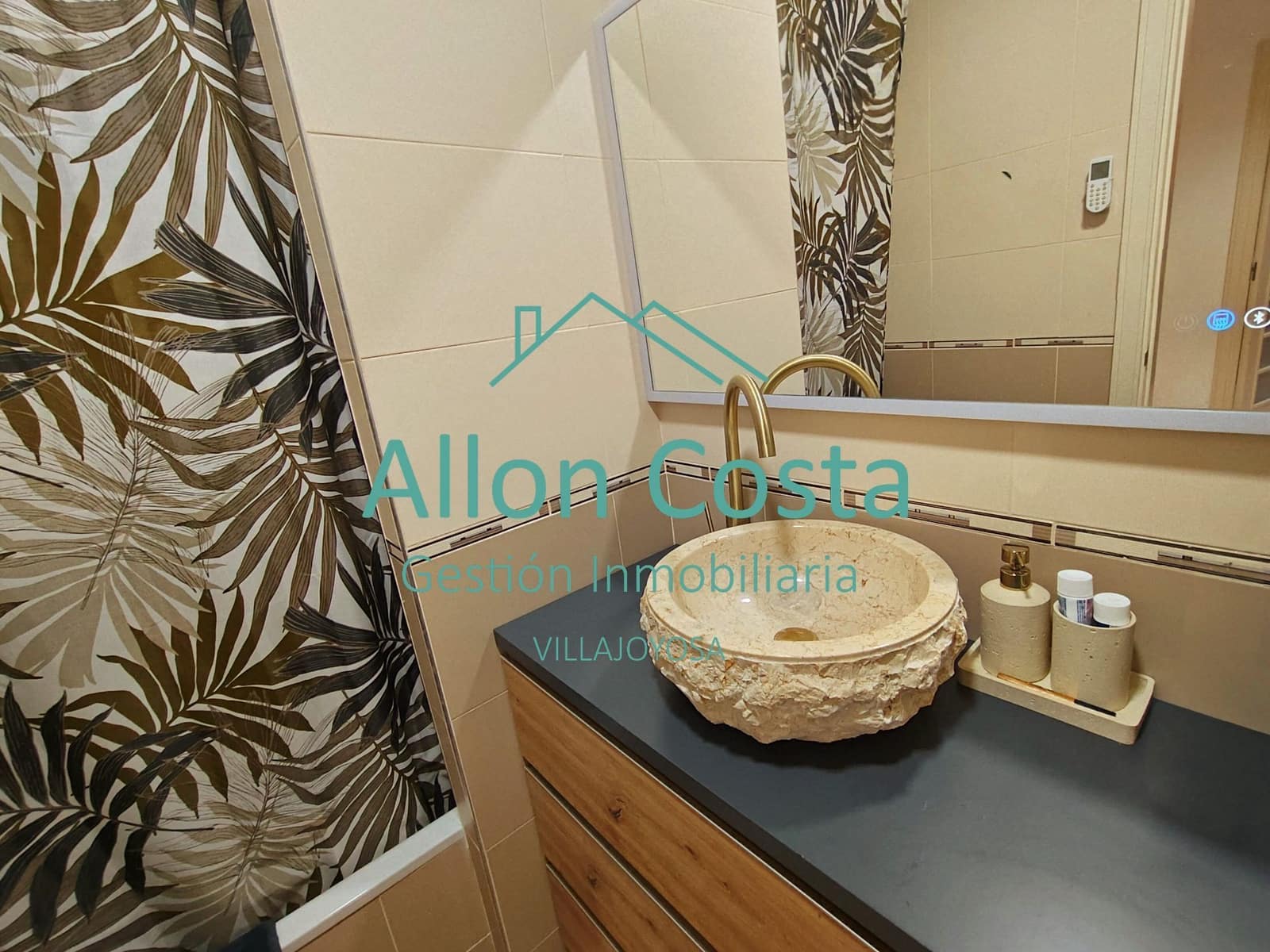 2 bedroom Bungalow for sale in La Nucia with pool - € 240,000 (Ref: 10114651)