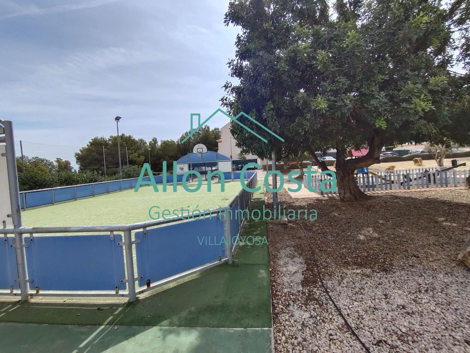 2 bedroom Bungalow for sale in La Nucia with pool - € 240,000 (Ref: 10114651)