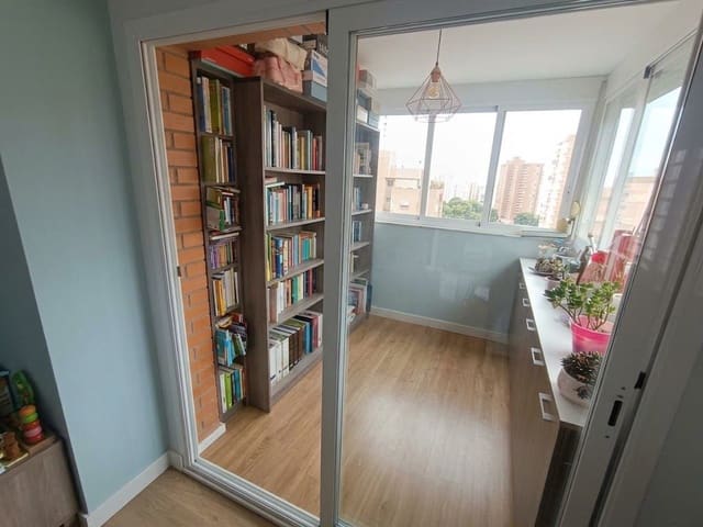 2 Zimmer Wohnung zu verkaufen in Benidorm mit Pool Garage - 249.000 € (Ref: 10173316)