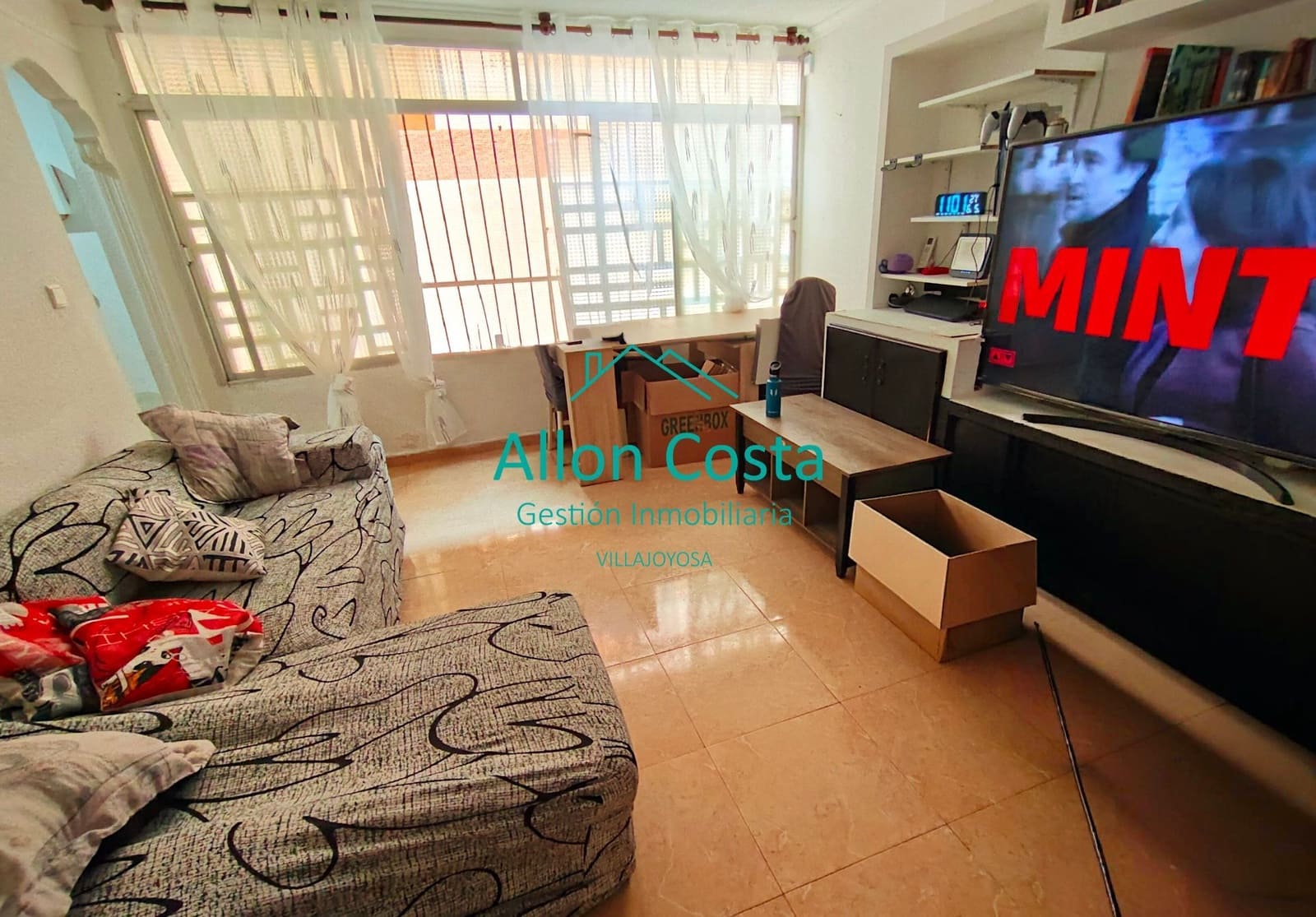 3 bedroom Flat for sale in La Villajoyosa / Vila Joiosa - € 150,000 (Ref: 9918677)