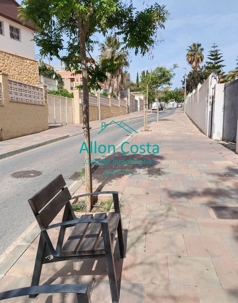 4 soveværelse Villa til salg i Benidorm med garage - € 775.000 (Ref: 9918678)
