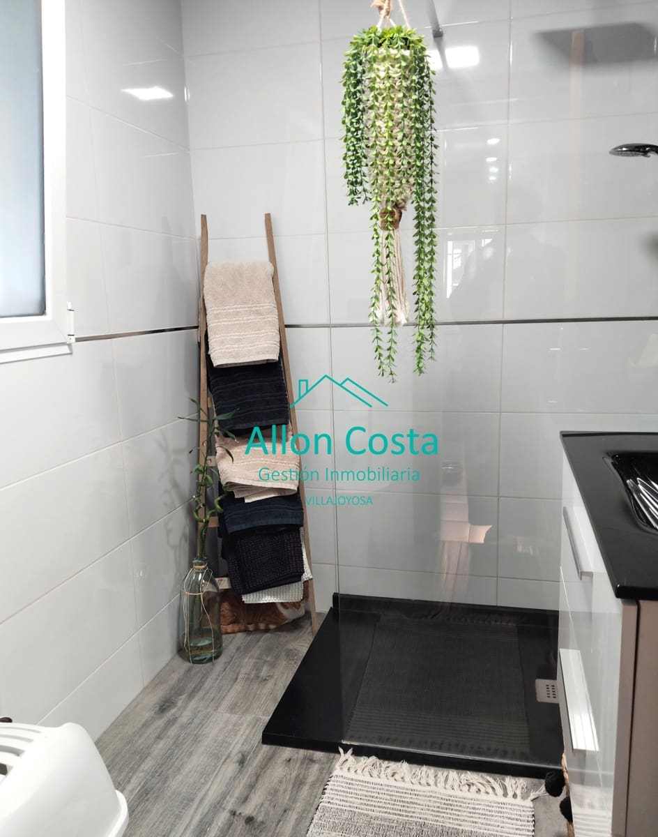 3 soveværelse Lejlighed til salg i La Villajoyosa / Vila Joiosa med swimmingpool - € 220.000 (Ref: 9918681)
