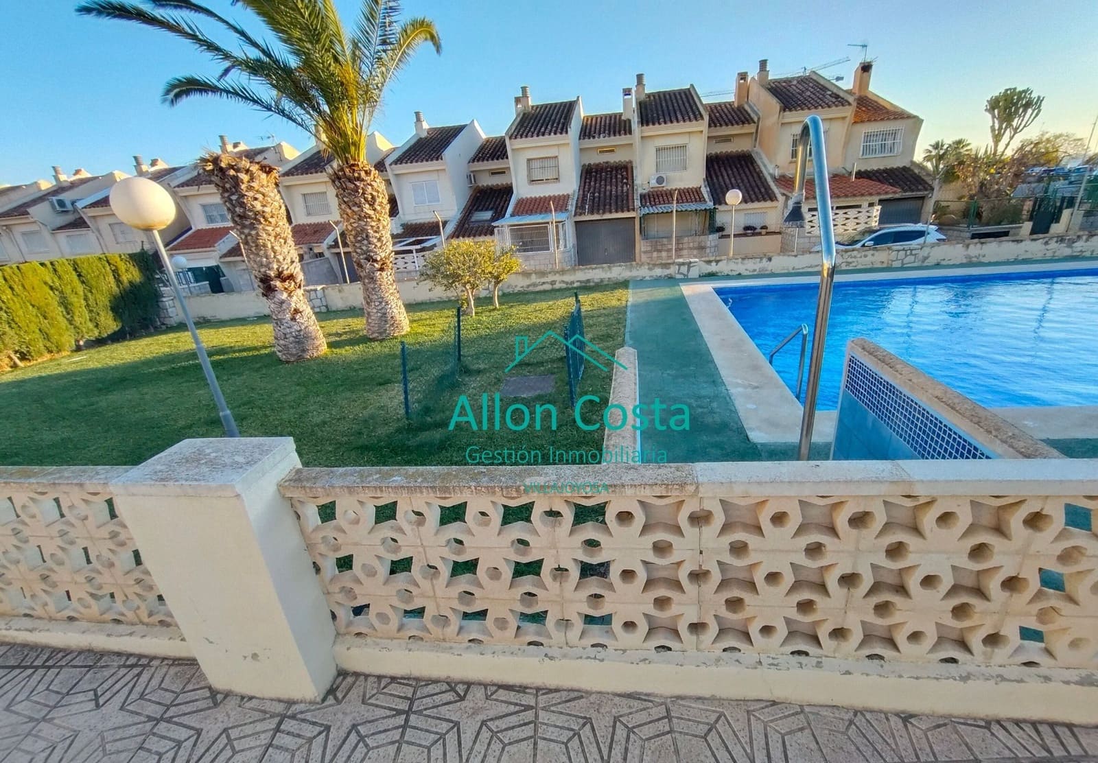 3 soveværelse Lejlighed til salg i La Villajoyosa / Vila Joiosa med swimmingpool - € 220.000 (Ref: 9918681)