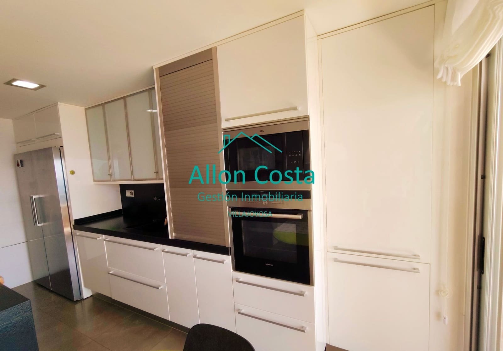 4 soveværelse Lejlighed til salg i La Villajoyosa / Vila Joiosa med swimmingpool garage - € 650.000 (Ref: 9918683)