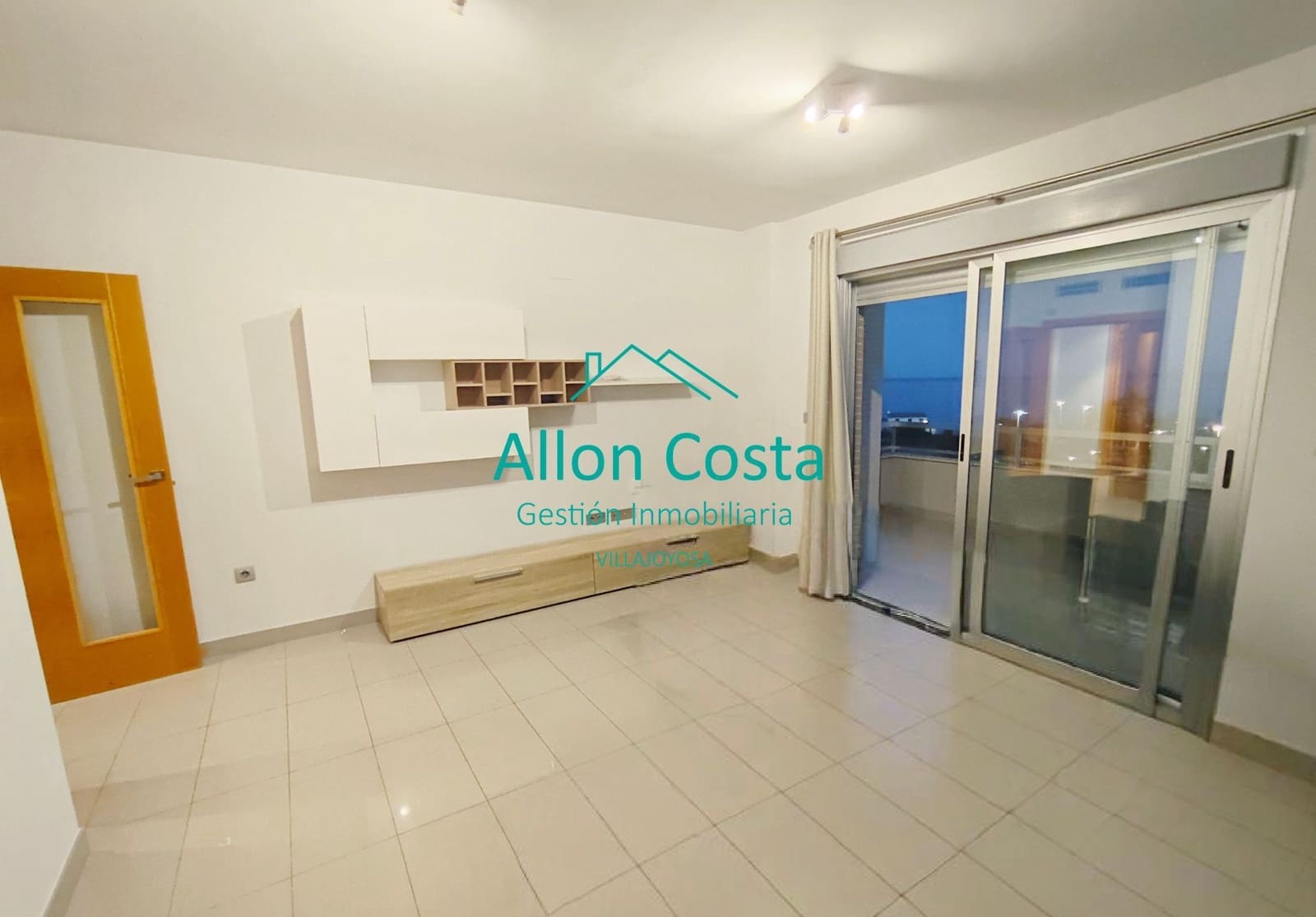 4 makuuhuone Asunto vuokrattavana paikassa La Villajoyosa / Vila Joiosa mukana uima-altaan 
autotalli - 1 300 € (Ref: 9918691)