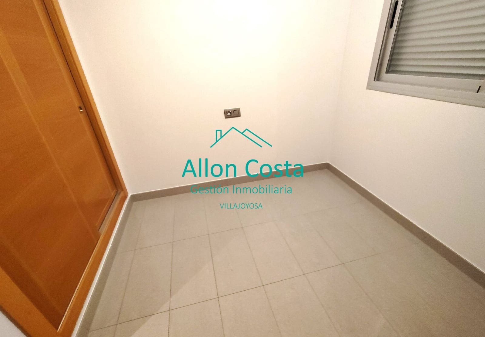 4 makuuhuone Asunto vuokrattavana paikassa La Villajoyosa / Vila Joiosa mukana uima-altaan 
autotalli - 1 300 € (Ref: 9918691)