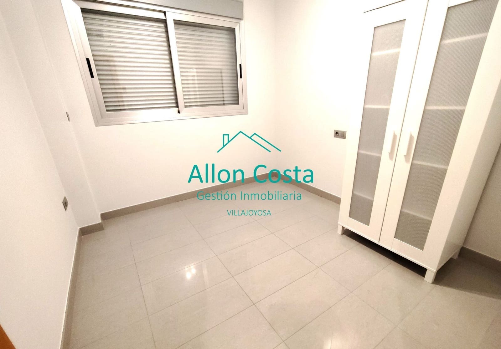 4 makuuhuone Asunto vuokrattavana paikassa La Villajoyosa / Vila Joiosa mukana uima-altaan 
autotalli - 1 300 € (Ref: 9918691)