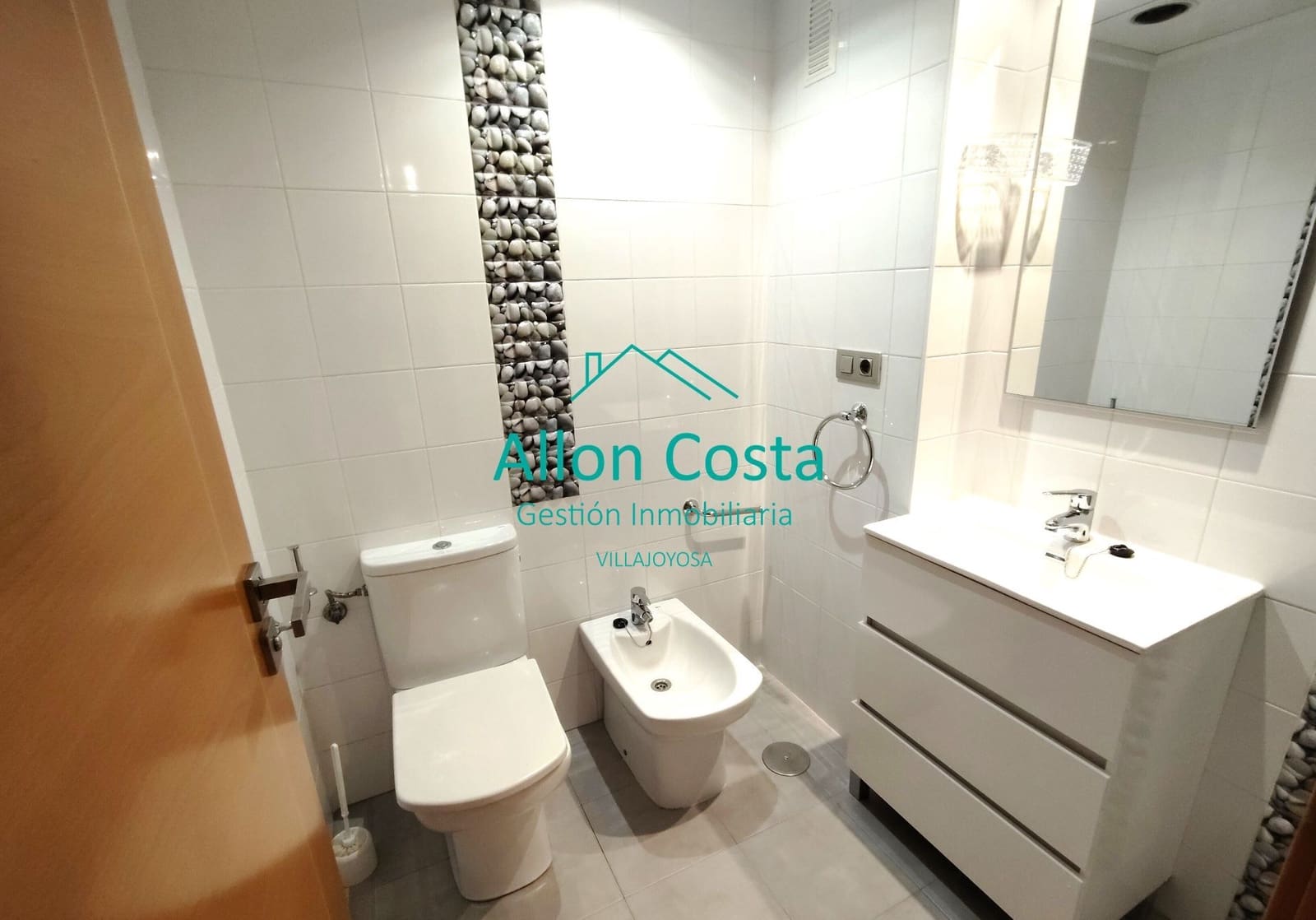 4 makuuhuone Asunto vuokrattavana paikassa La Villajoyosa / Vila Joiosa mukana uima-altaan 
autotalli - 1 300 € (Ref: 9918691)