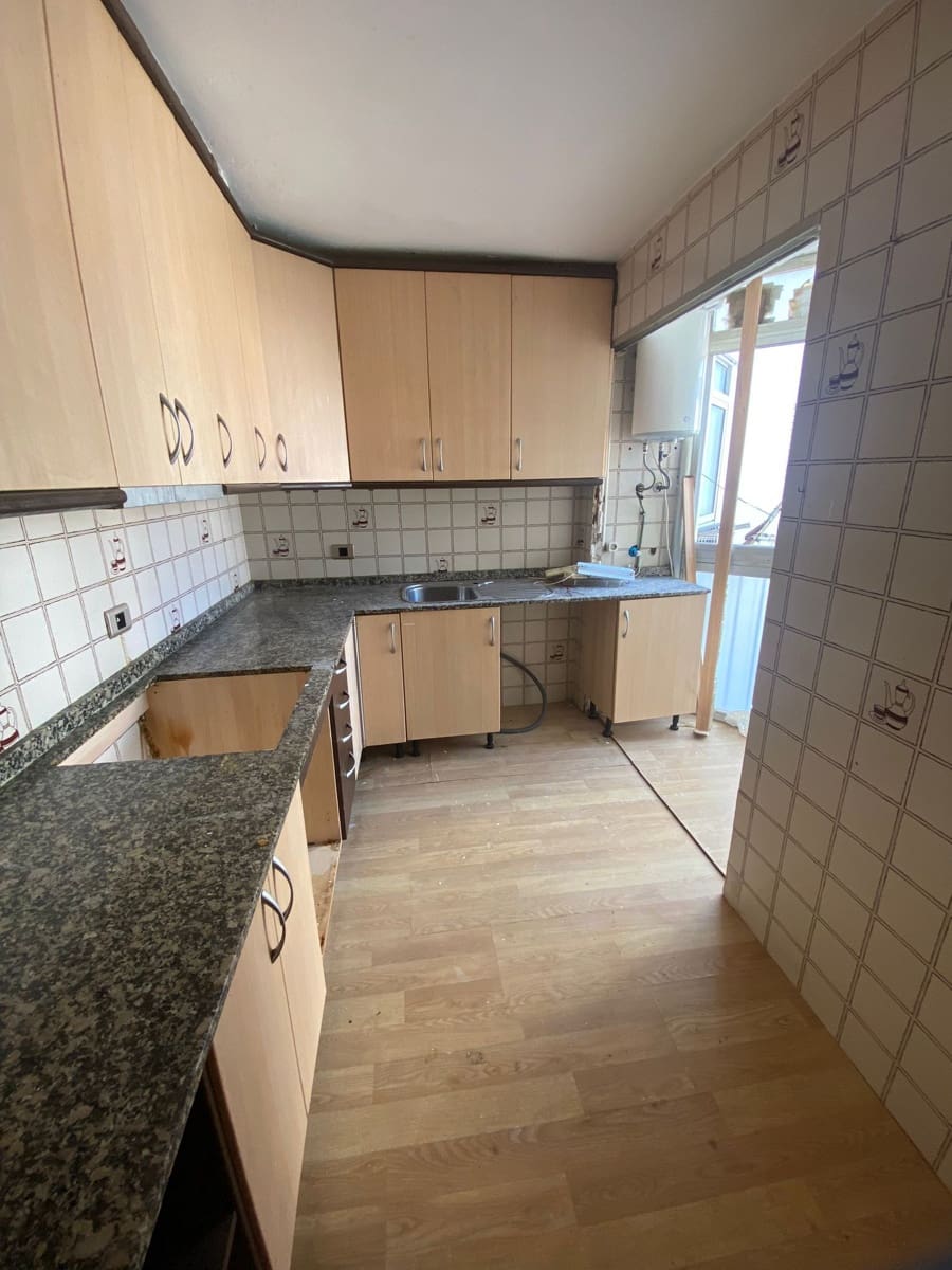 3 bedroom Flat for sale in La Villajoyosa / Vila Joiosa - € 178,000 (Ref: 9918693)