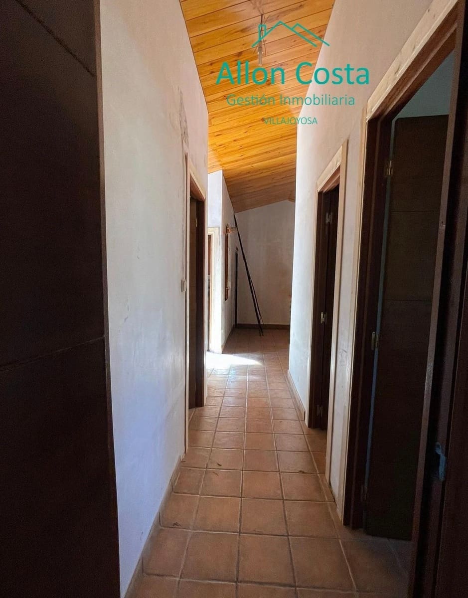 3 bedroom Villa for sale in Orxeta with pool - € 285,000 (Ref: 9918696)