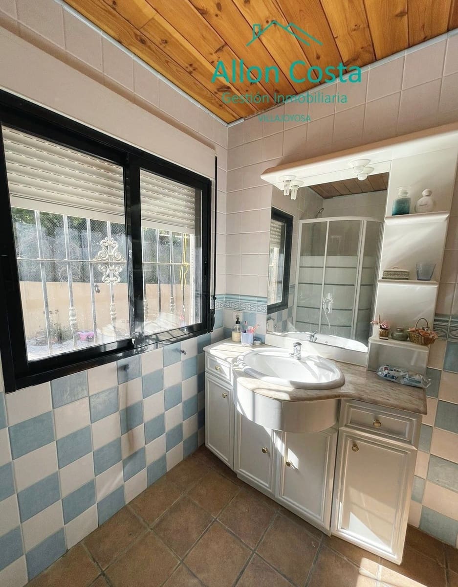 3 bedroom Villa for sale in Orxeta with pool - € 285,000 (Ref: 9918696)
