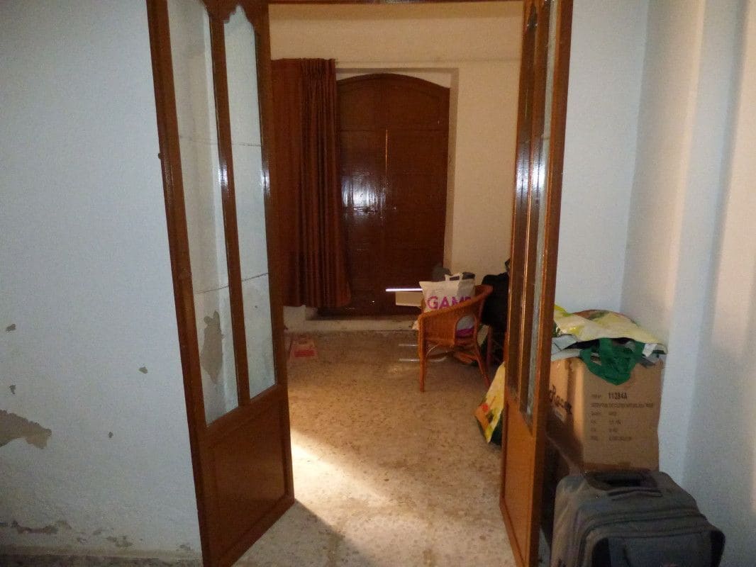 7 sovrum Semi-fristående Villa till salu i Relleu - 120 000 € (Ref: 9918700)