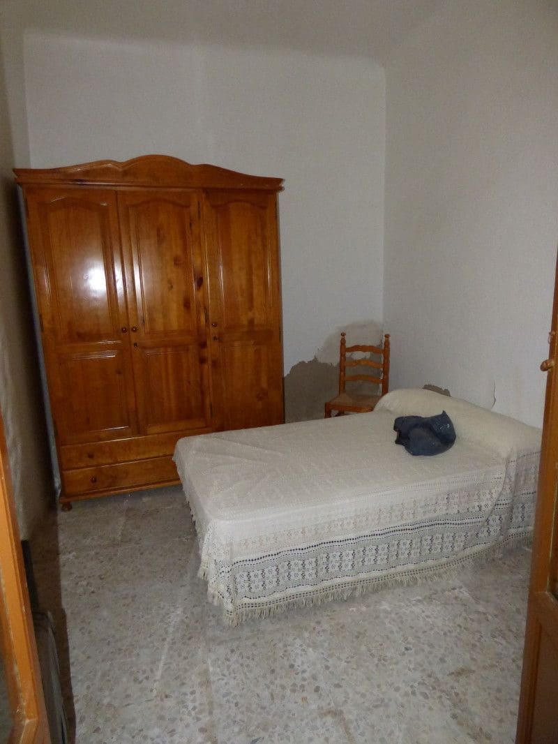 7 sovrum Semi-fristående Villa till salu i Relleu - 120 000 € (Ref: 9918700)