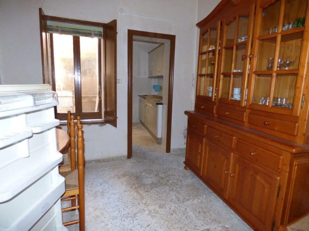 7 sovrum Semi-fristående Villa till salu i Relleu - 120 000 € (Ref: 9918700)