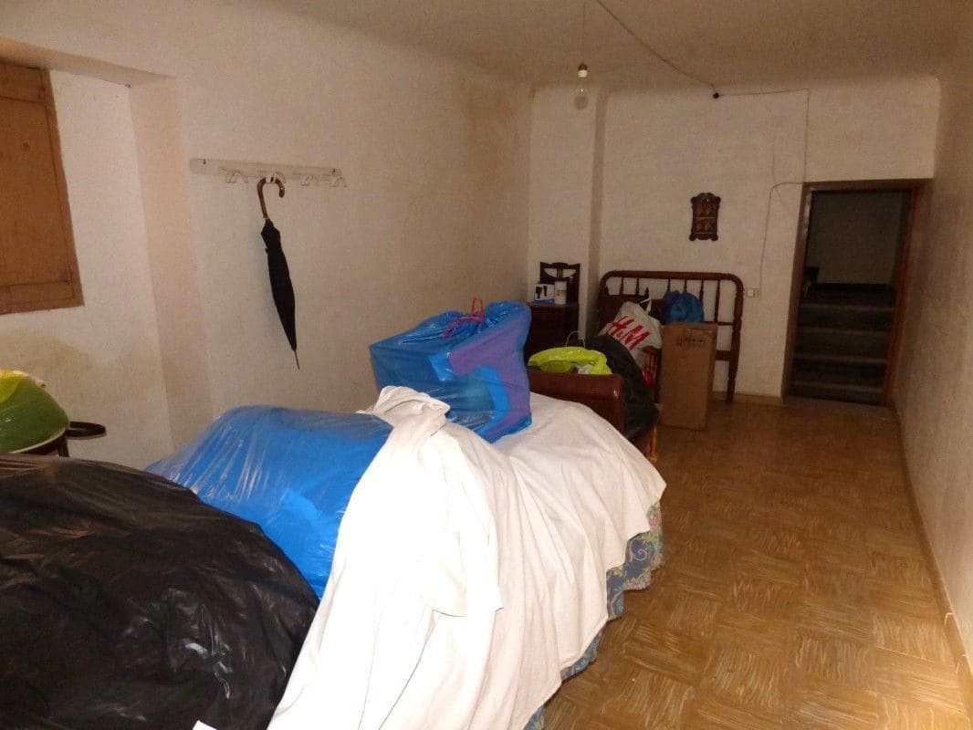 7 sovrum Semi-fristående Villa till salu i Relleu - 120 000 € (Ref: 9918700)