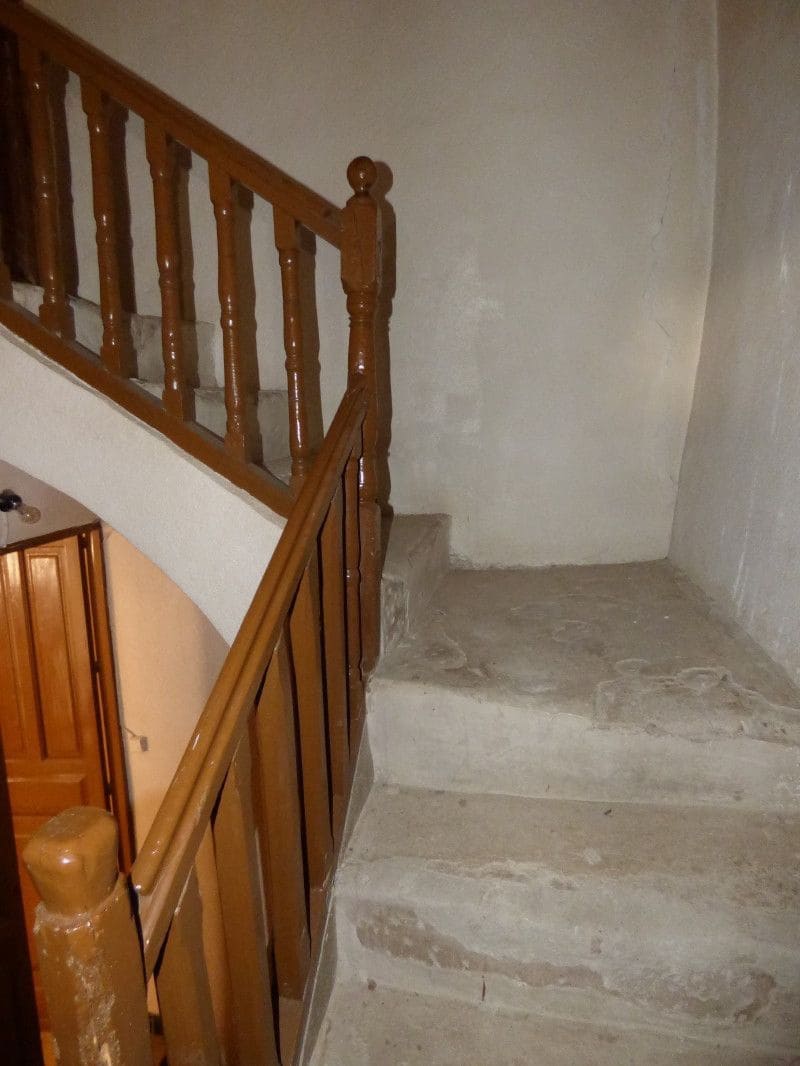 7 sovrum Semi-fristående Villa till salu i Relleu - 120 000 € (Ref: 9918700)