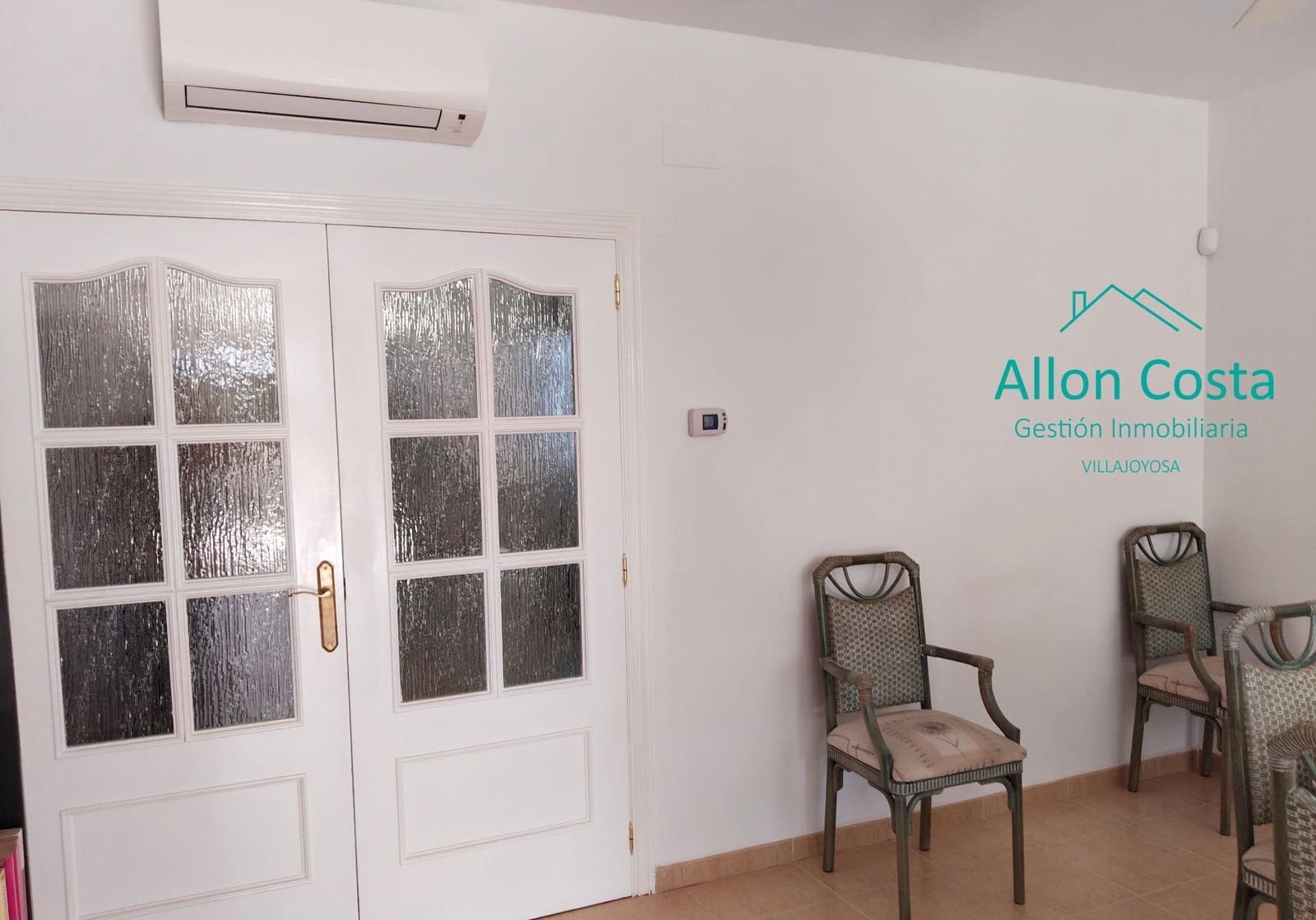2 bedroom Flat for sale in Altea with pool garage - € 360,000 (Ref: 9918703)