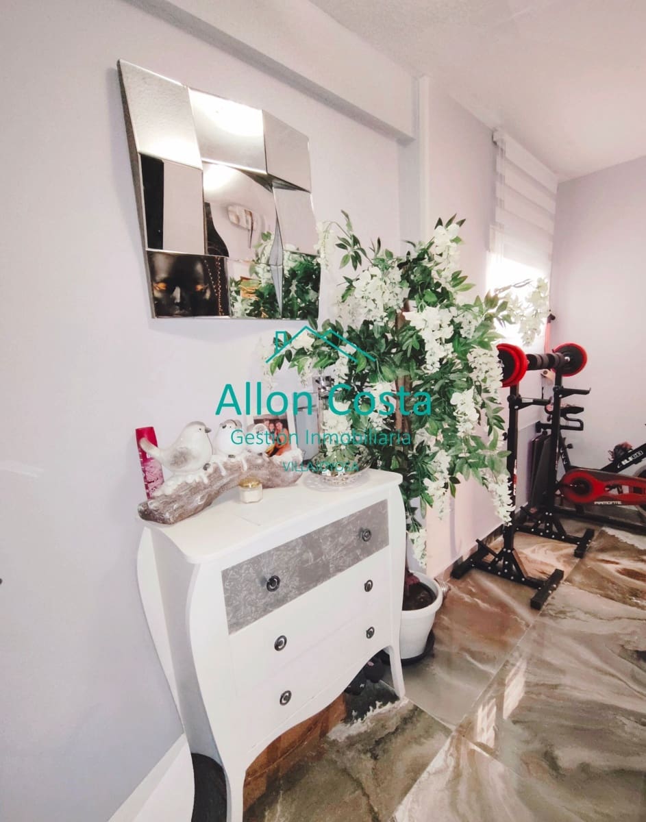 4 soveværelse Lejlighed til salg i La Villajoyosa / Vila Joiosa - € 212.000 (Ref: 9918705)