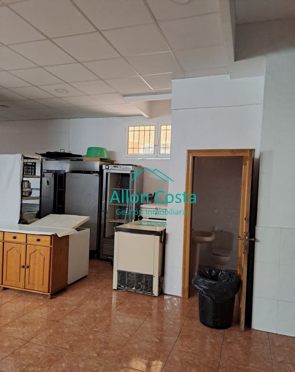 Comercial para venda em La Villajoyosa / Vila Joiosa - 199 000 € (Ref: 9918707)