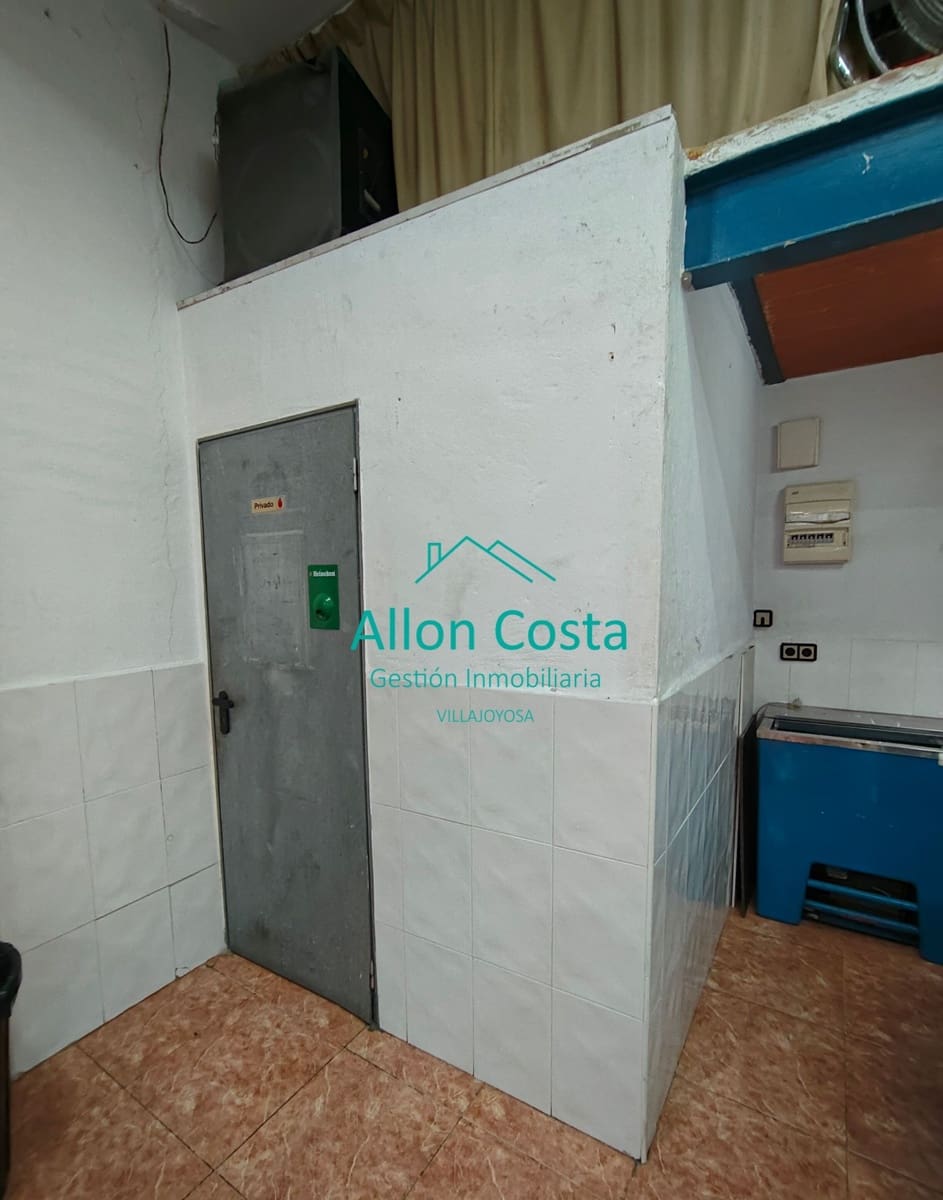 Comercial para venda em La Villajoyosa / Vila Joiosa - 199 000 € (Ref: 9918707)