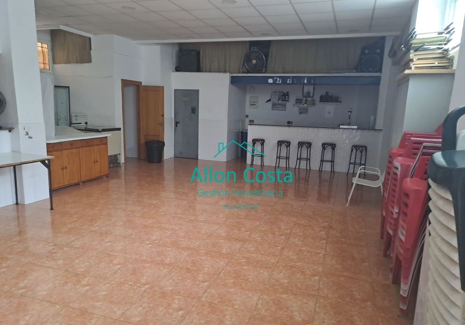 Comercial para venda em La Villajoyosa / Vila Joiosa - 199 000 € (Ref: 9918707)