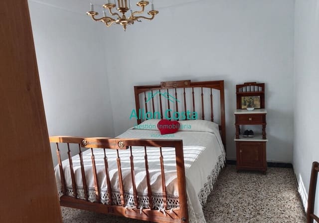 4 bedroom Finca/Country House for sale in La Villajoyosa / Vila Joiosa with pool - € 252,000 (Ref: 9918708)