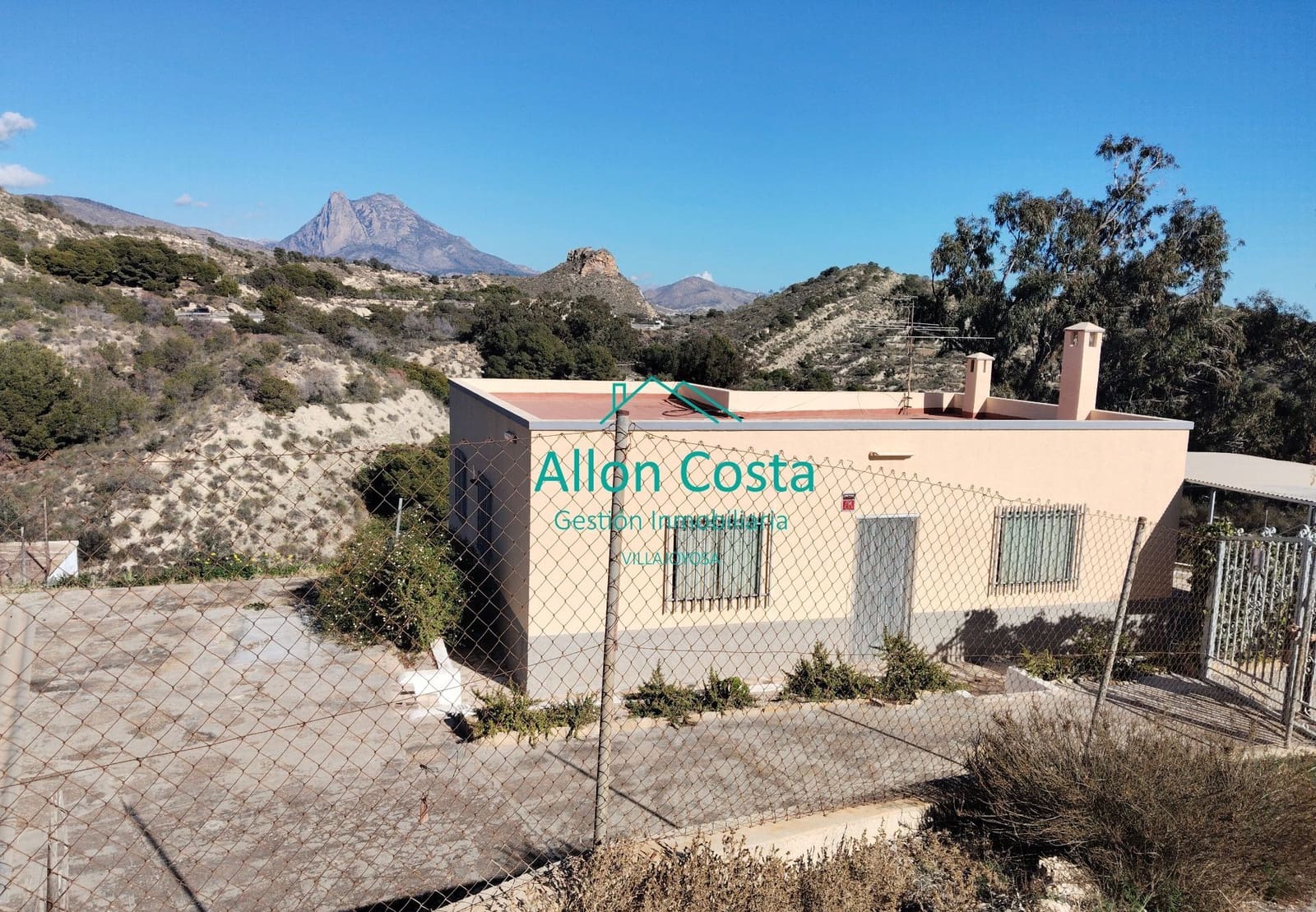 4 bedroom Finca/Country House for sale in La Villajoyosa / Vila Joiosa with pool - € 252,000 (Ref: 9918708)