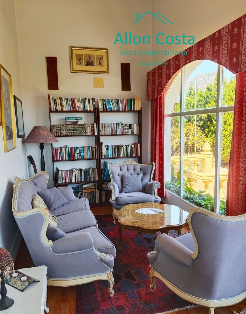 8 bedroom Villa for sale in La Nucia with pool garage - € 621,000 (Ref: 9918711)
