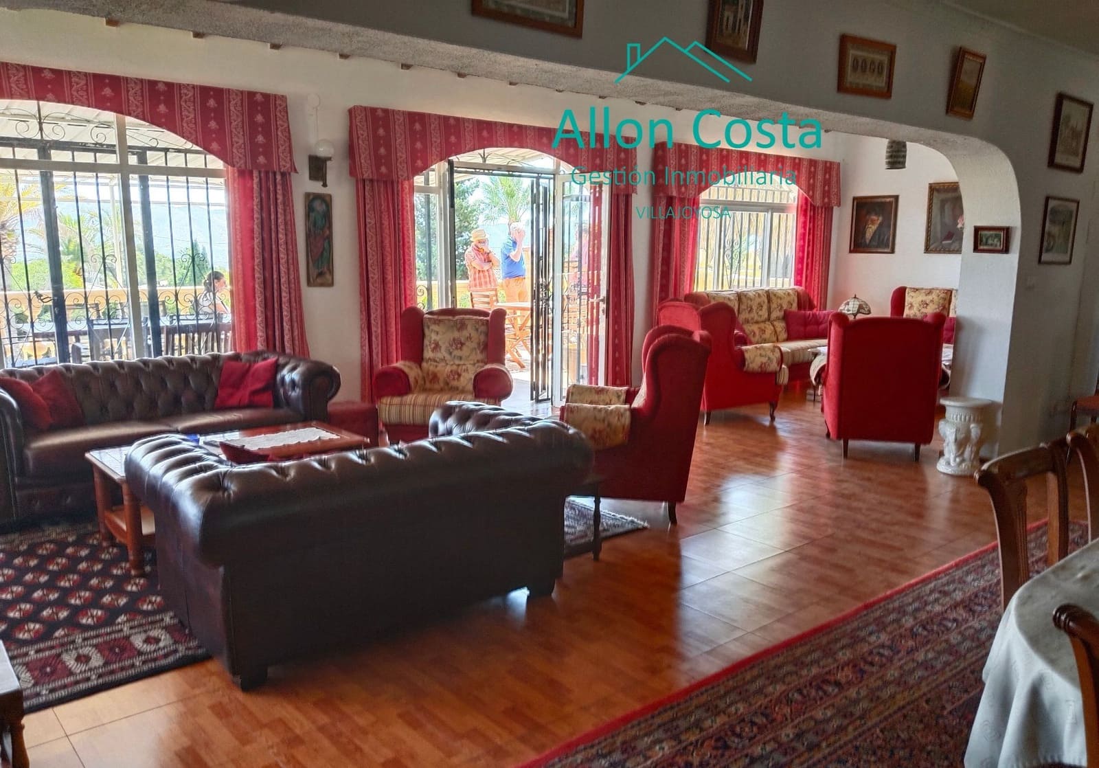 8 bedroom Villa for sale in La Nucia with pool garage - € 621,000 (Ref: 9918711)