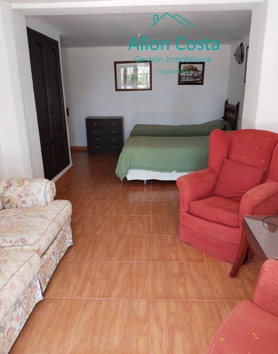 8 bedroom Villa for sale in La Nucia with pool garage - € 621,000 (Ref: 9918711)