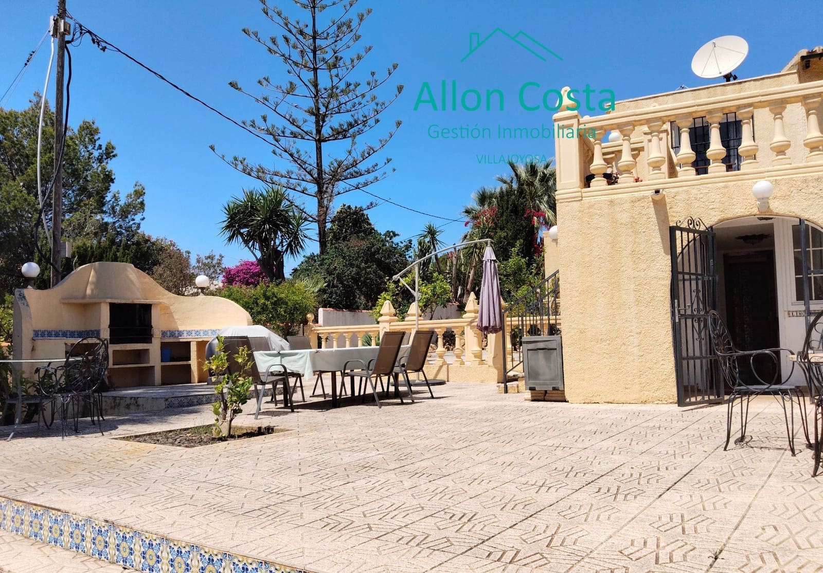 8 bedroom Villa for sale in La Nucia with pool garage - € 621,000 (Ref: 9918711)