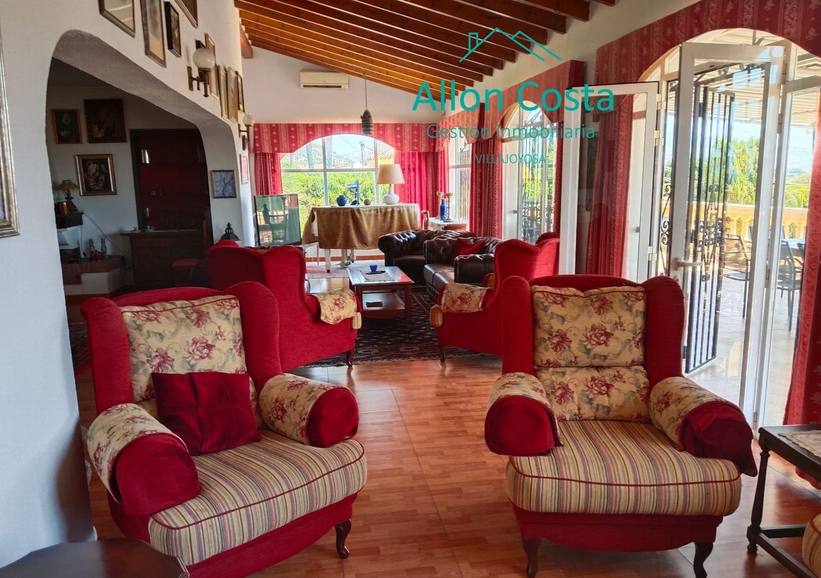 8 bedroom Villa for sale in La Nucia with pool garage - € 621,000 (Ref: 9918711)