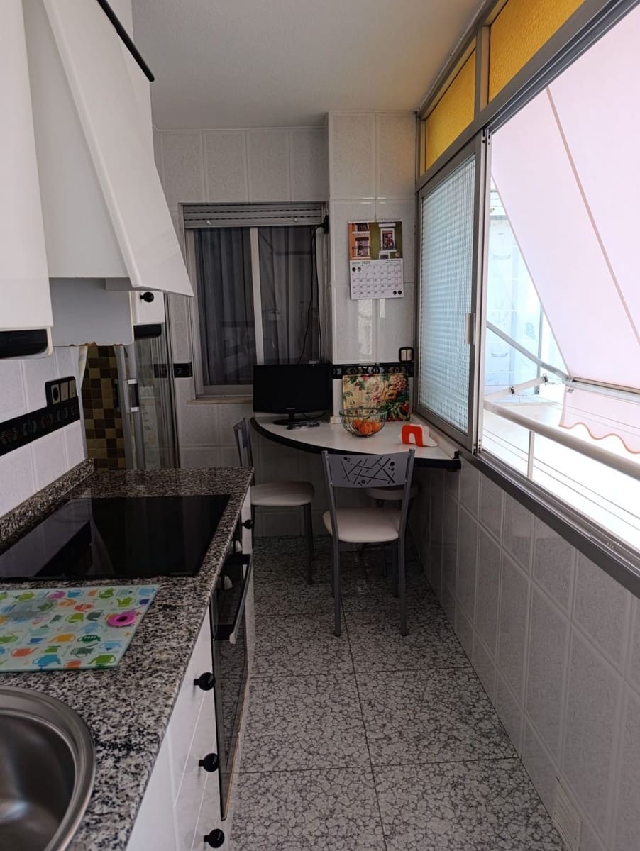 4 bedroom Flat for sale in La Villajoyosa / Vila Joiosa - € 259,000 (Ref: 9918713)