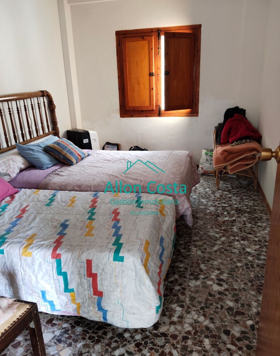 4 quarto Moradia Geminada para venda em El Campello - 285 000 € (Ref: 9918715)
